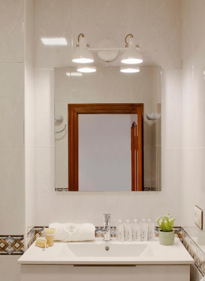 115A - Amplia Vivienda En Playa San Lorenzo Хихон Экстерьер фото